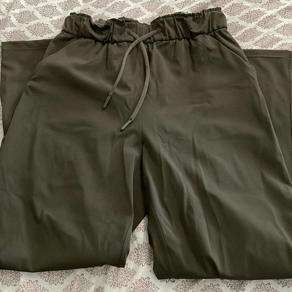 Lululemon pants